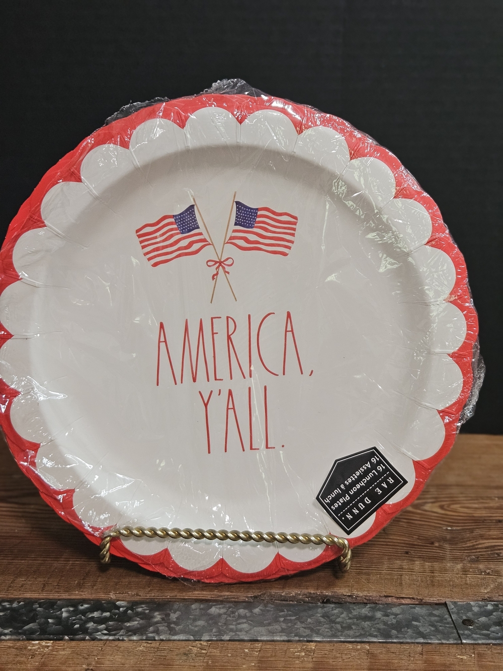Rae Dunn Red and White "America, Y'all" Scalloped Paper Plates